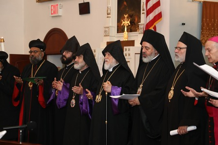 Metropolitan Participates in Ecumenical Service